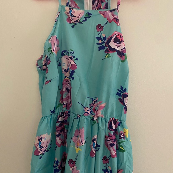 Beautiful floral dress. Size Small / Medium. - Picture 2 of 5